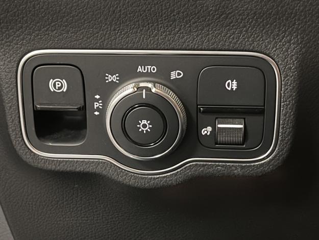 MERCEDES-BENZ Classe B 180 d AMG Line Edition  