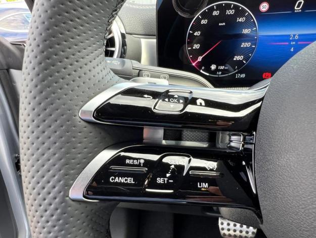 MERCEDES-BENZ CLA 180 d Shooting Brake AMG Line - SAGA Huy (+32 85 23 69 00) 