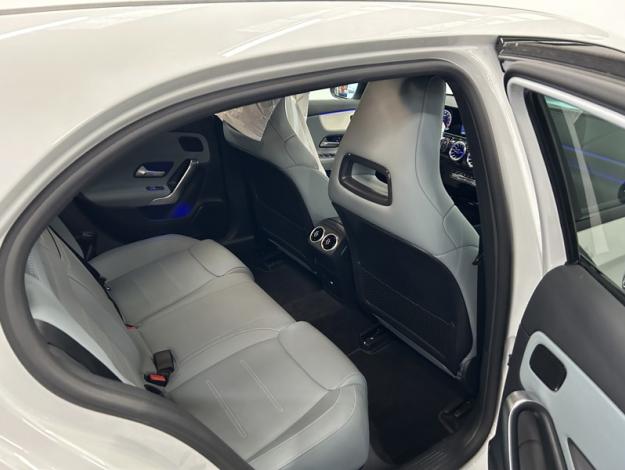 MERCEDES-BENZ A-Klasse A 180 AMG Line
