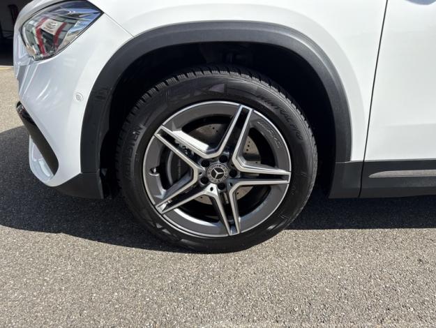MERCEDES-BENZ GLA 250 e AMG Line AMG Line 
