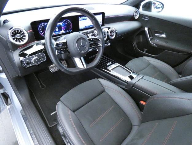 MERCEDES-BENZ Classe A 200 d AMG Line  
