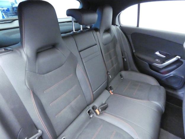 MERCEDES-BENZ Classe A 200 d AMG Line  