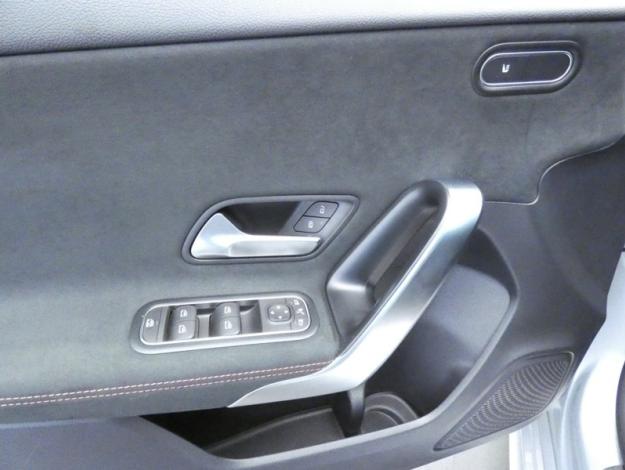 MERCEDES-BENZ Classe A 200 d AMG Line  