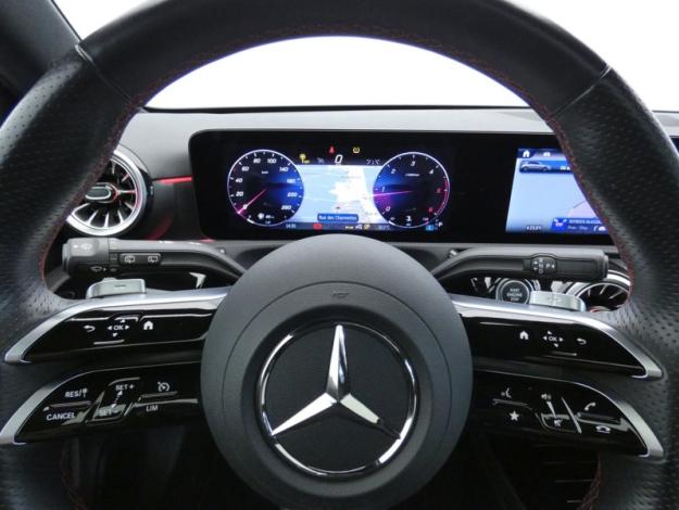 MERCEDES-BENZ Classe A 200 d AMG Line  