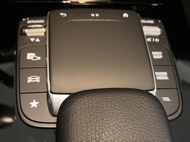 MERCEDES-BENZ Classe A 180 d Berline AMG Line  