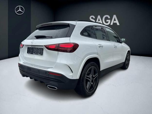 MERCEDES-BENZ GLA 180 d AMG Line  