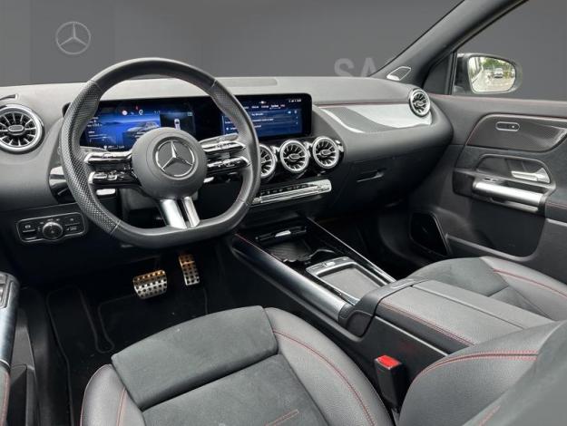 MERCEDES-BENZ GLA 180 d AMG Line  