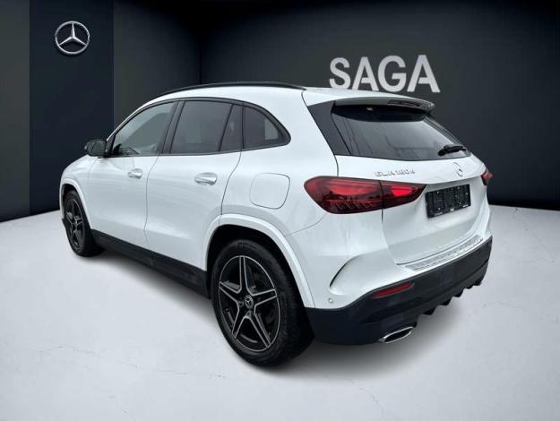 MERCEDES-BENZ GLA 180 d AMG Line  