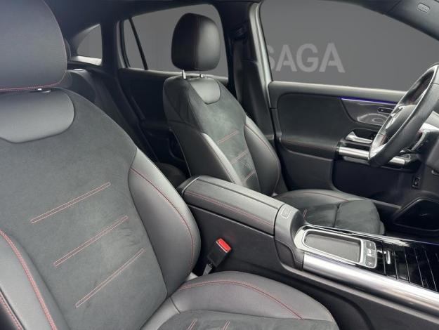 MERCEDES-BENZ GLA 180 d AMG Line  