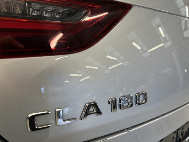 MERCEDES-BENZ CLA-Klasse CLA 180 Shooting Brake Luxury Line
