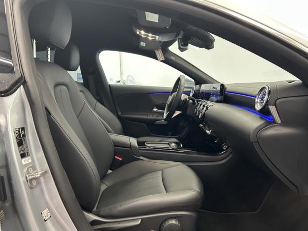 MERCEDES-BENZ CLA-Klasse CLA 180 Shooting Brake Luxury Line