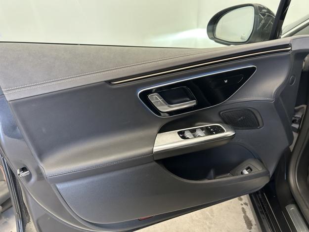 MERCEDES-BENZ EQE EQE 300 Business Line