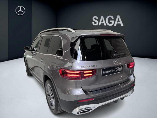 MERCEDES-BENZ GLB 200 d AMG Line  
