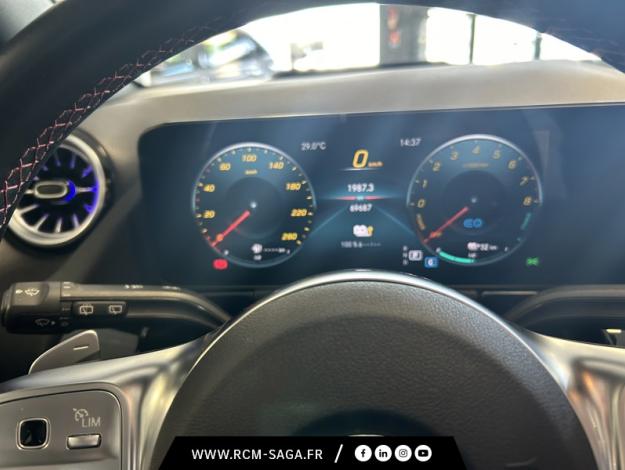 MERCEDES-BENZ GLA 250 e AMG Line  