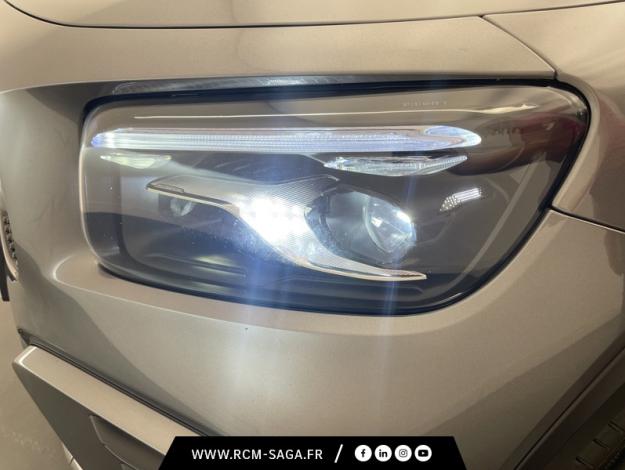 MERCEDES-BENZ GLB 200 d AMG Line  