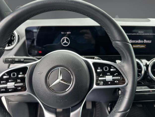 MERCEDES-BENZ B 180 Progressive  