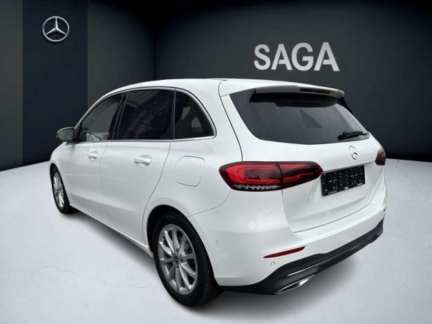 MERCEDES-BENZ B 180 Progressive  