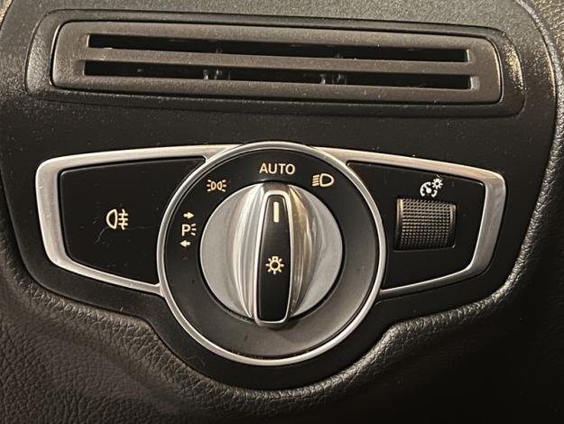 MERCEDES-BENZ GLC 300de 4MATIC Coupé Business Line  