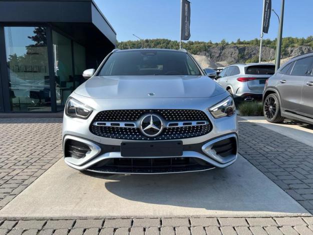 MERCEDES-BENZ GLA 180 Star Edition - SAGA Huy (+32 85 23 69 00) 