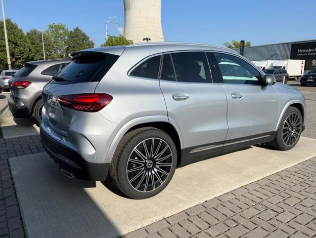 MERCEDES-BENZ GLA 180 Star Edition - SAGA Huy (+32 85 23 69 00) 