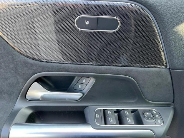 MERCEDES-BENZ GLA 180 Star Edition - SAGA Huy (+32 85 23 69 00) 