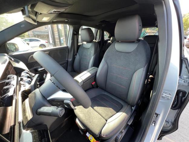 MERCEDES-BENZ GLA 180 Star Edition - SAGA Huy (+32 85 23 69 00) 