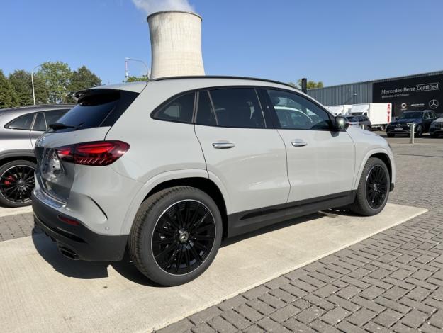 MERCEDES-BENZ GLA 180 Star Edition - SAGA Huy (+32 85 23 69 00) 
