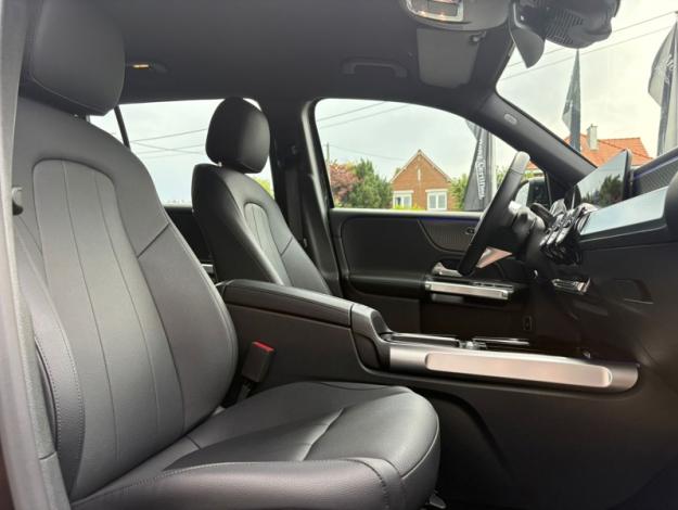 MERCEDES-BENZ GLB 180 d Luxury Line Facelift  