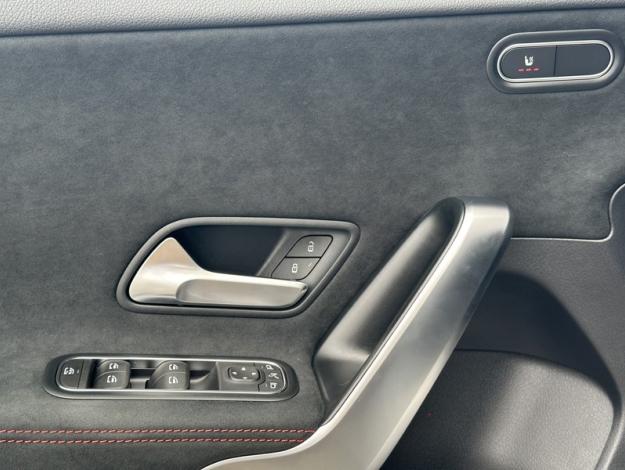 MERCEDES-BENZ Classe A 200 d AMG Line  Classe A 200 d AMG Line