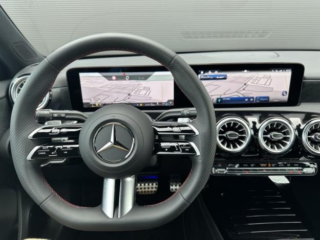 MERCEDES-BENZ Classe A 200 d AMG Line  Classe A 200 d AMG Line