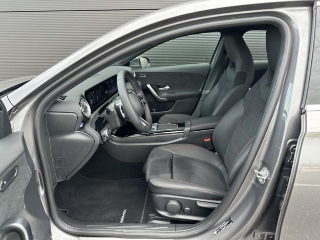 MERCEDES-BENZ Classe A 200 d AMG Line  Classe A 200 d AMG Line