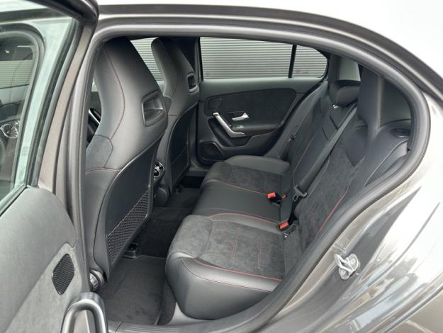MERCEDES-BENZ Classe A 200 d AMG Line  Classe A 200 d AMG Line