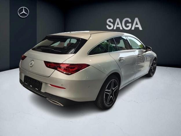 MERCEDES-BENZ CLA 180 Shooting Brake  