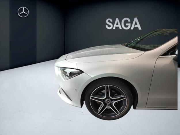 MERCEDES-BENZ CLA 180 Shooting Brake  
