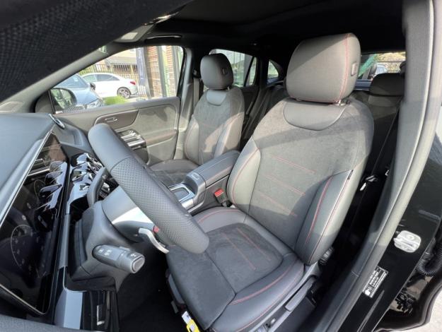 MERCEDES-BENZ GLA 180 d AMG Line - SAGA Huy (+32 85 23 69 00) 