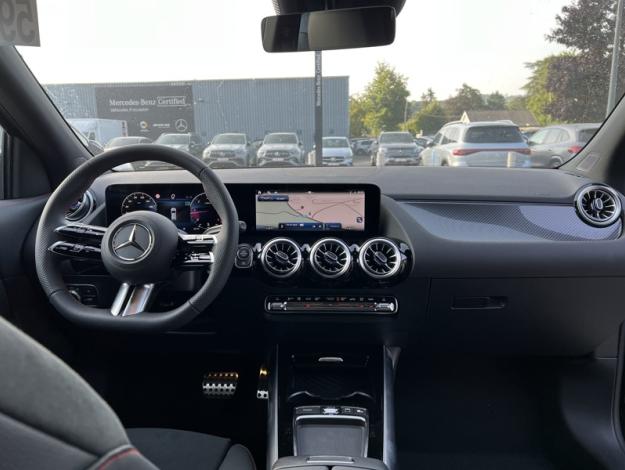 MERCEDES-BENZ GLA 180 d AMG Line - SAGA Huy (+32 85 23 69 00) 