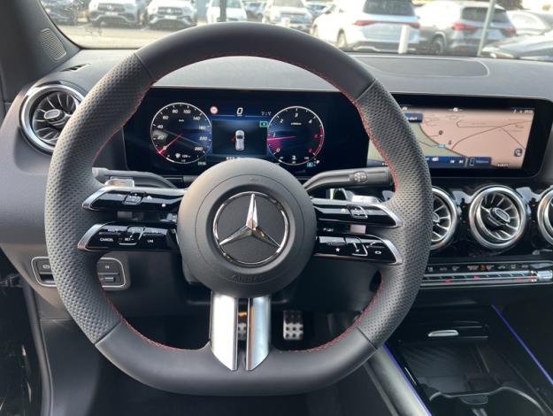 MERCEDES-BENZ GLA 180 d AMG Line - SAGA Huy (+32 85 23 69 00) 