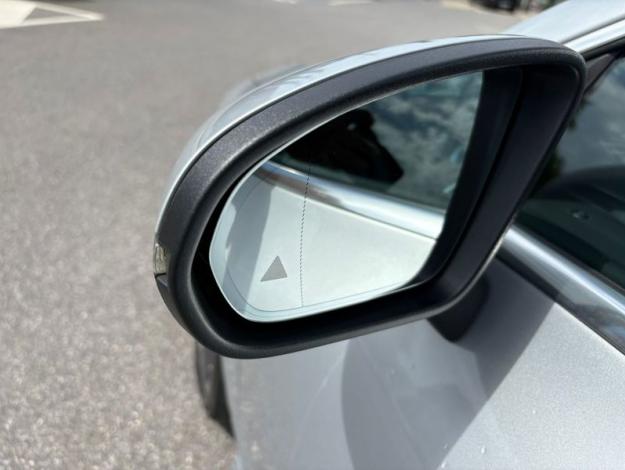 MERCEDES-BENZ CLA 200 d SB Pack AMG PREMIUM  