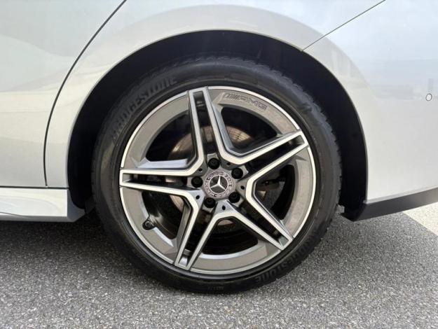 MERCEDES-BENZ CLA 200 d SB Pack AMG PREMIUM  