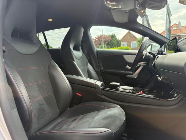 MERCEDES-BENZ CLA 200 d SB Pack AMG PREMIUM  