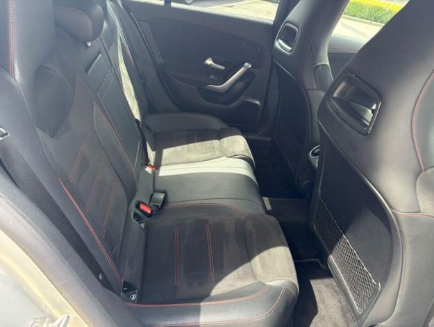 MERCEDES-BENZ CLA 200 d SB Pack AMG PREMIUM  