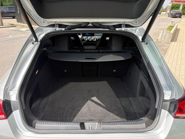 MERCEDES-BENZ CLA 200 d SB Pack AMG PREMIUM  