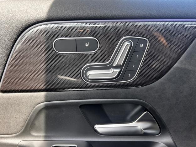 MERCEDES-BENZ GLA 250 e Hybrid EQ AMG Line  GLA 250 e Hybrid EQ AMG Line