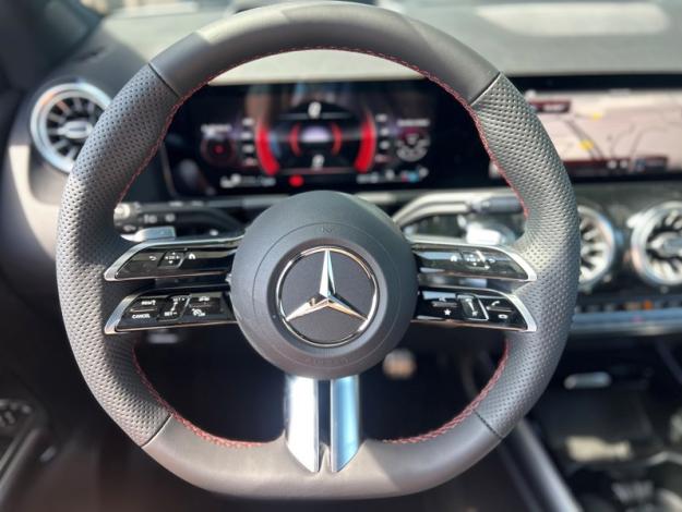 MERCEDES-BENZ GLA 250 e Hybrid EQ AMG Line  GLA 250 e Hybrid EQ AMG Line