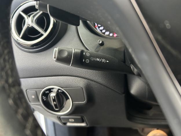 MERCEDES-BENZ CLA-Klasse CLA 180 Shooting Brake