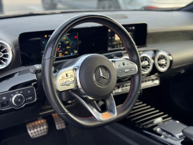 MERCEDES-BENZ Classe A A 200 d Compacte  