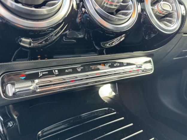 MERCEDES-BENZ Classe A A 200 d Compacte  