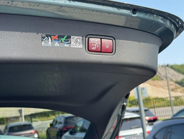 MERCEDES-BENZ GLC 200 4MATIC - AMG Line  