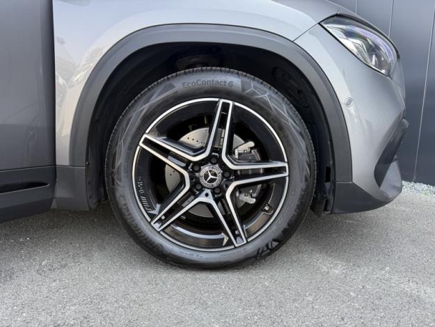 MERCEDES-BENZ GLA 200 d AMG Line  GLA 200 d AMG Line