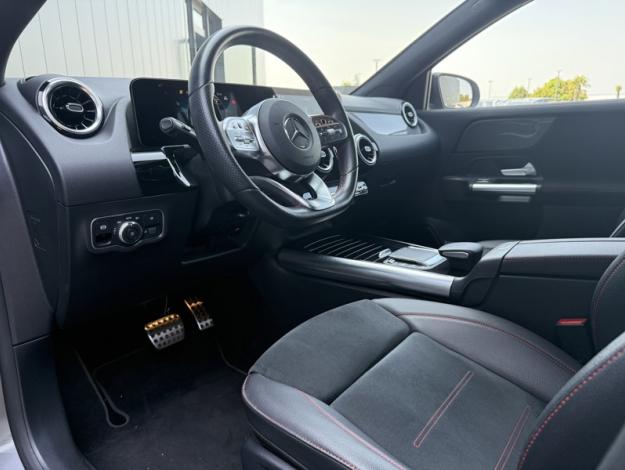 MERCEDES-BENZ GLA 200 d AMG Line  GLA 200 d AMG Line